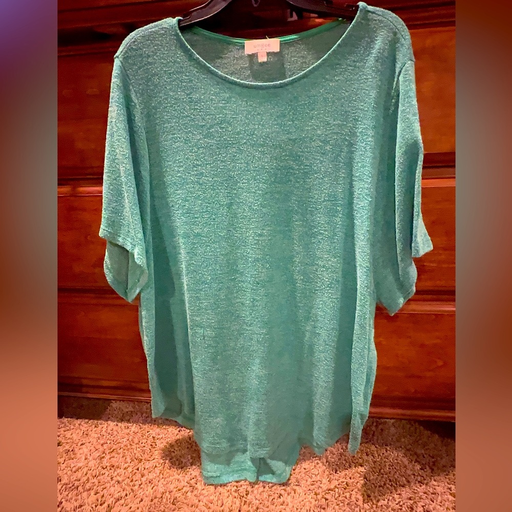Umgee green top